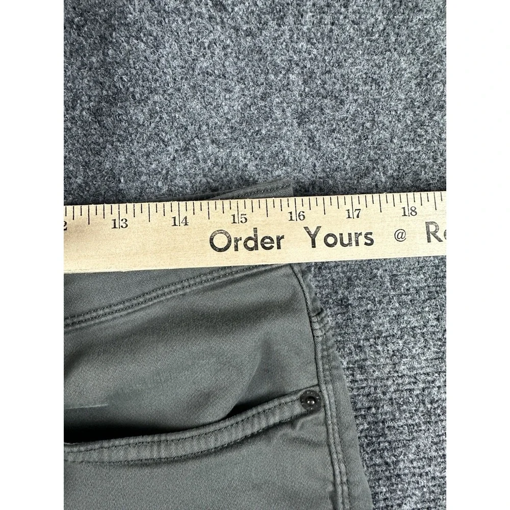 DU/ER N2X Slim Fit Shorts Mens Size 33X10* Gray/aGreen 5-Pocket MSNS1011